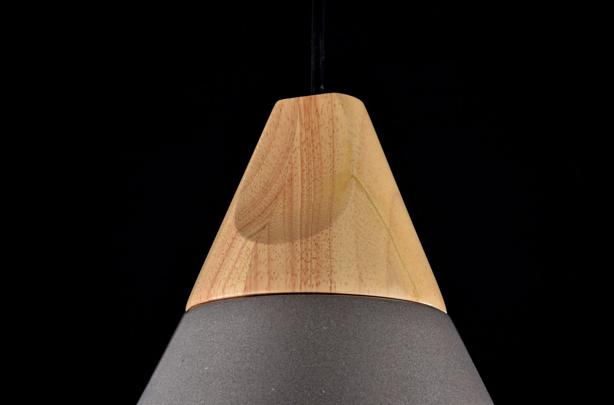 картинка Подвесной светильник Maytoni Bicones P359-PL-220-C от магазина pro-decor.kz